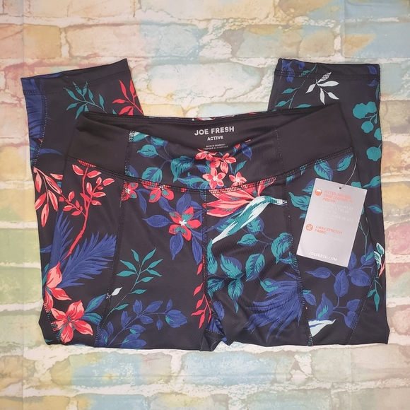 🎉3/$39 🆕️JOE FRESH Floral Crop Leggings - Picture 3 of 7